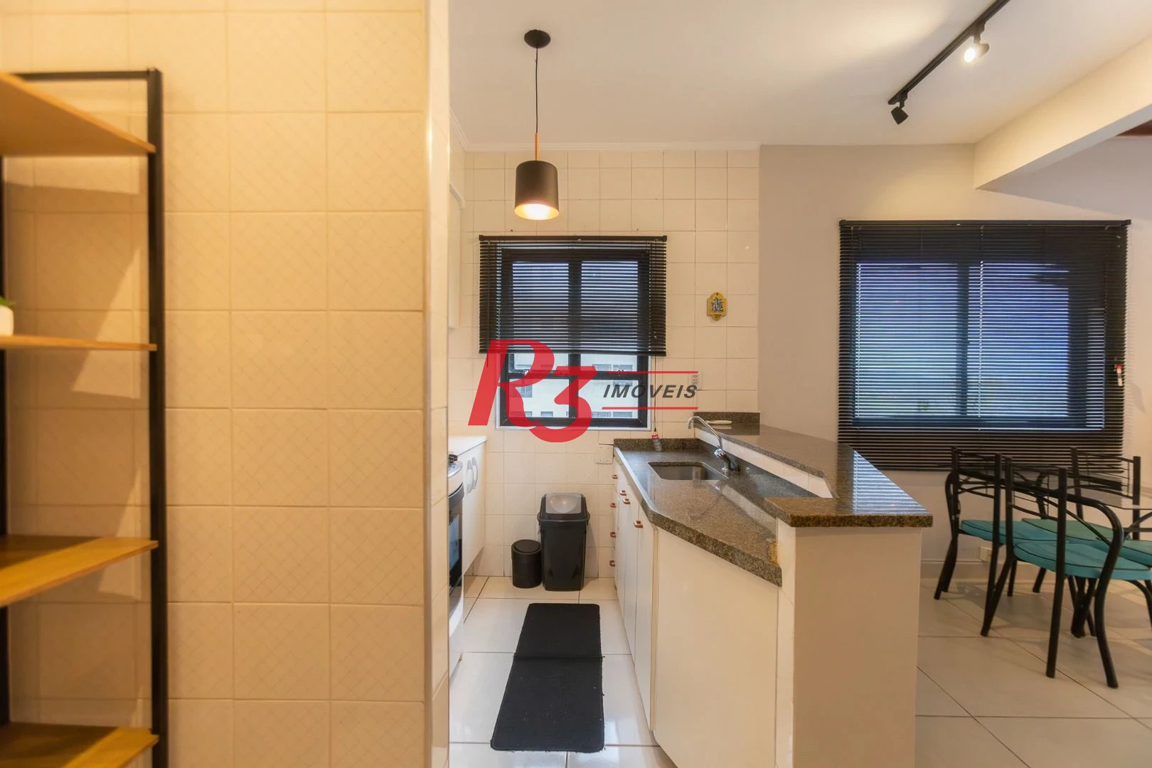 Apartamento com 1 dormitório para alugar, 70 m² por R$ 6.000,00/mês - Ponta da Praia - Santos/SP