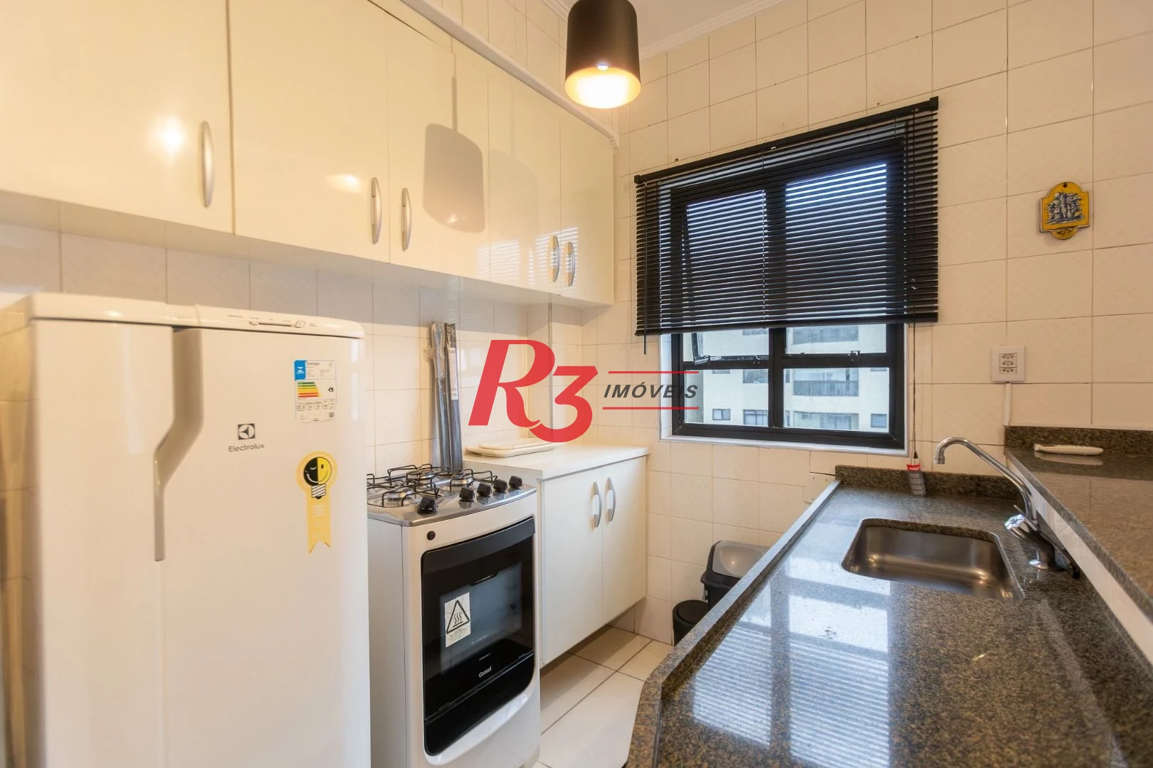 Apartamento com 1 dormitório para alugar, 70 m² por R$ 6.000,00/mês - Ponta da Praia - Santos/SP