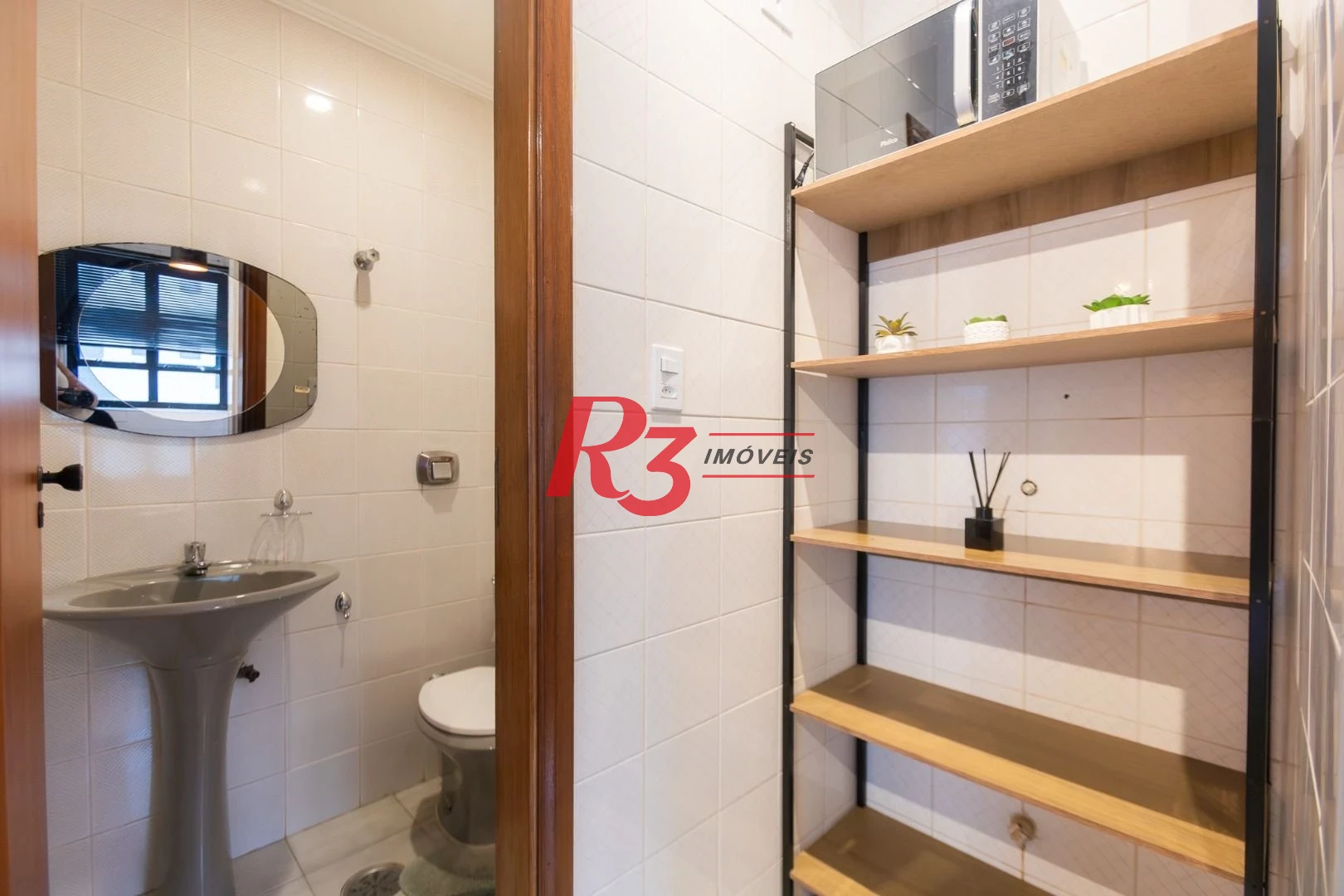 Apartamento com 1 dormitório para alugar, 70 m² por R$ 6.000,00/mês - Ponta da Praia - Santos/SP