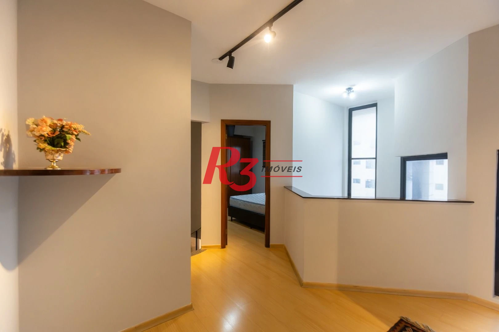 Apartamento com 1 dormitório para alugar, 70 m² por R$ 6.000,00/mês - Ponta da Praia - Santos/SP