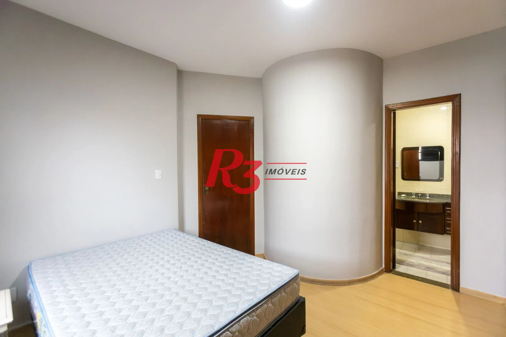 Apartamento com 1 dormitório para alugar, 70 m² por R$ 6.000,00/mês - Ponta da Praia - Santos/SP