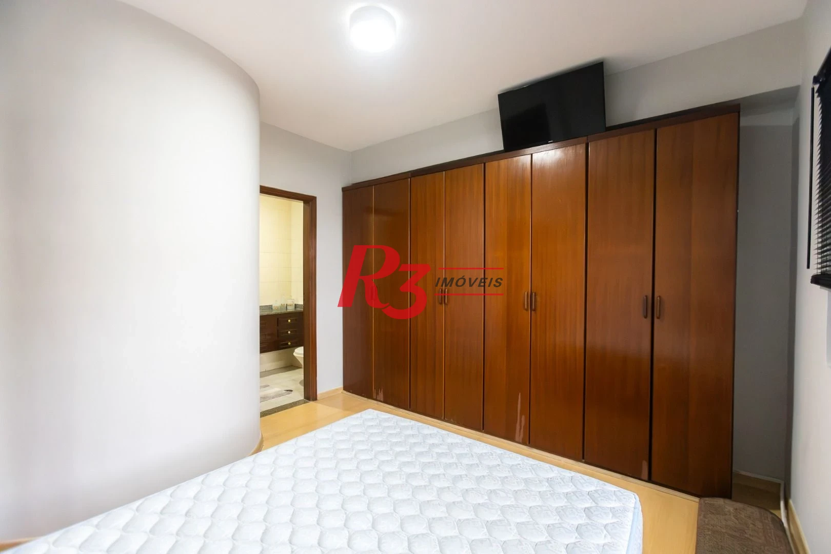 Apartamento com 1 dormitório para alugar, 70 m² por R$ 6.000,00/mês - Ponta da Praia - Santos/SP