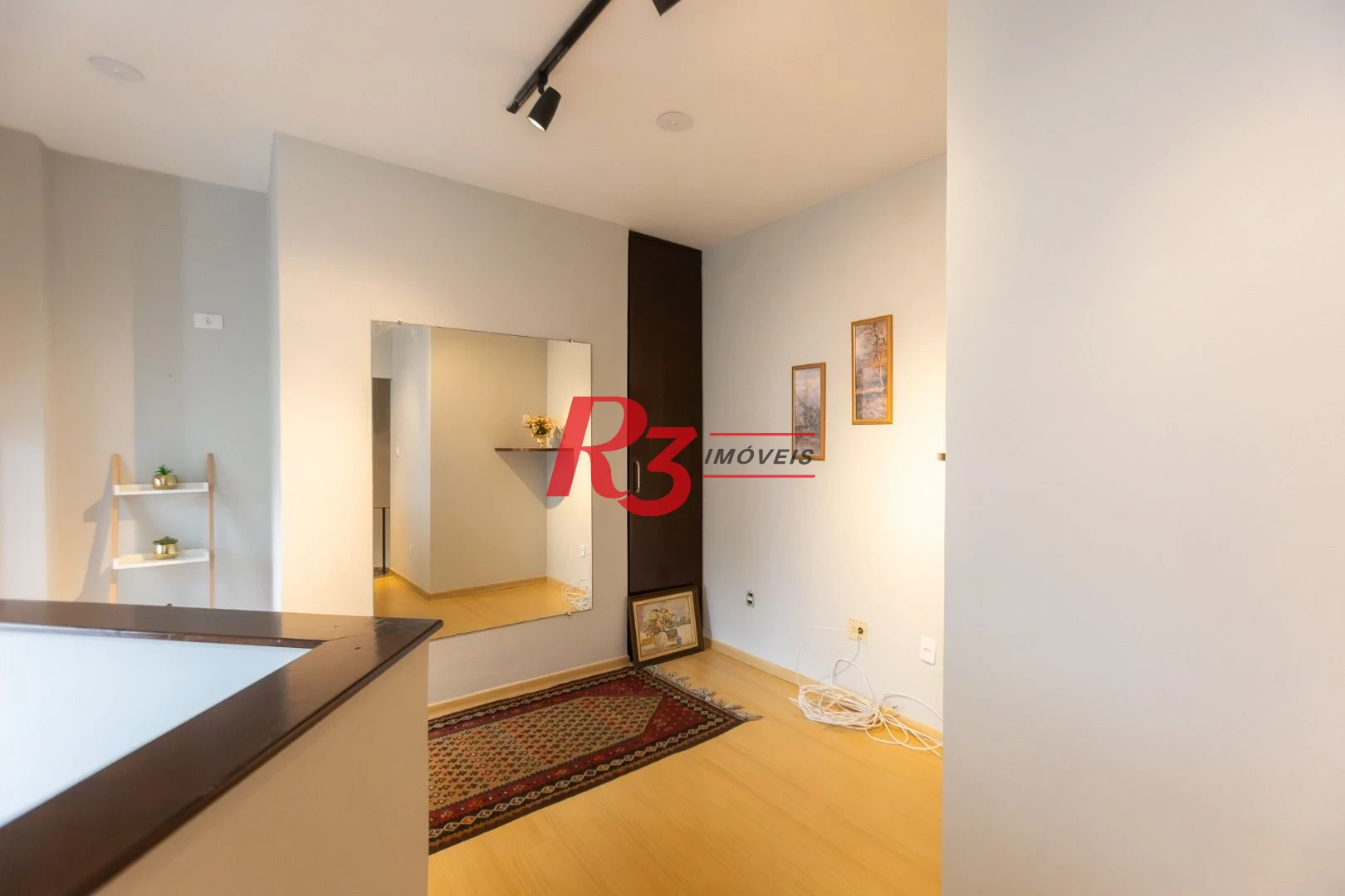 Apartamento com 1 dormitório para alugar, 70 m² por R$ 6.000,00/mês - Ponta da Praia - Santos/SP