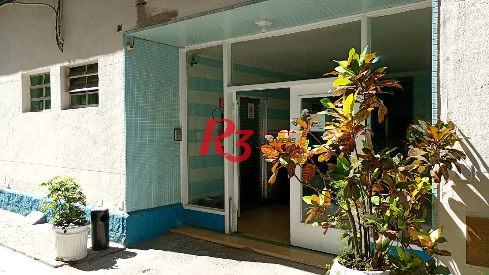Apartamento com 1 dormitório à venda, 50 m² por R$ 300.000,00 - Embaré - Santos/SP