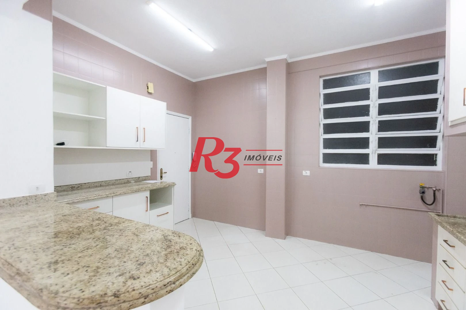 Apartamento com 3 dormitórios à venda, 165 m² por R$ 850.000,00 - Aparecida - Santos/SP