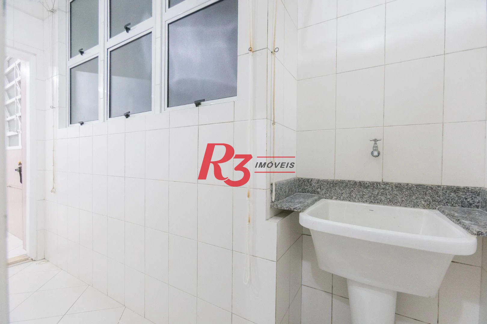 Apartamento com 3 dormitórios à venda, 165 m² por R$ 850.000,00 - Aparecida - Santos/SP