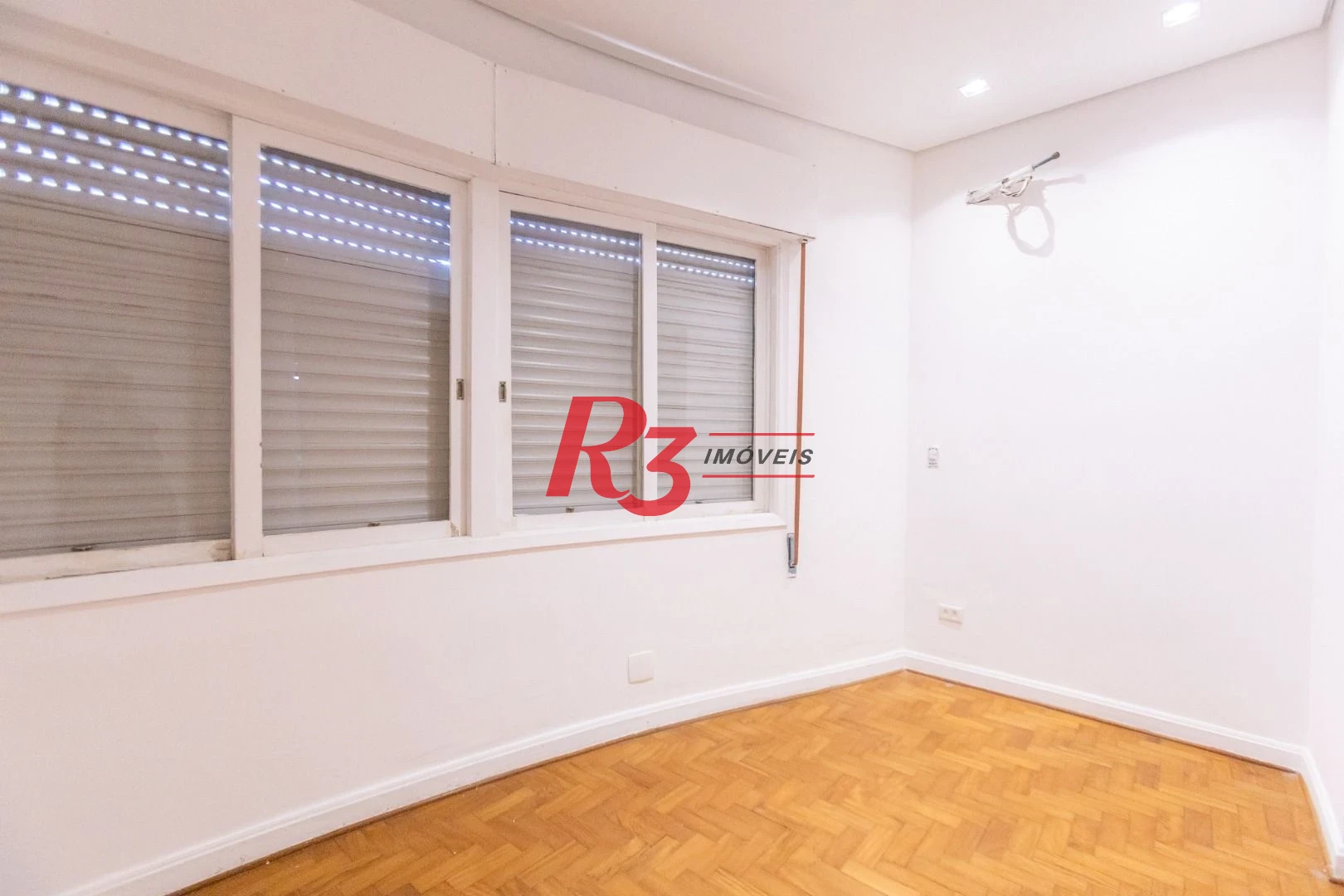 Apartamento com 3 dormitórios à venda, 165 m² por R$ 850.000,00 - Aparecida - Santos/SP