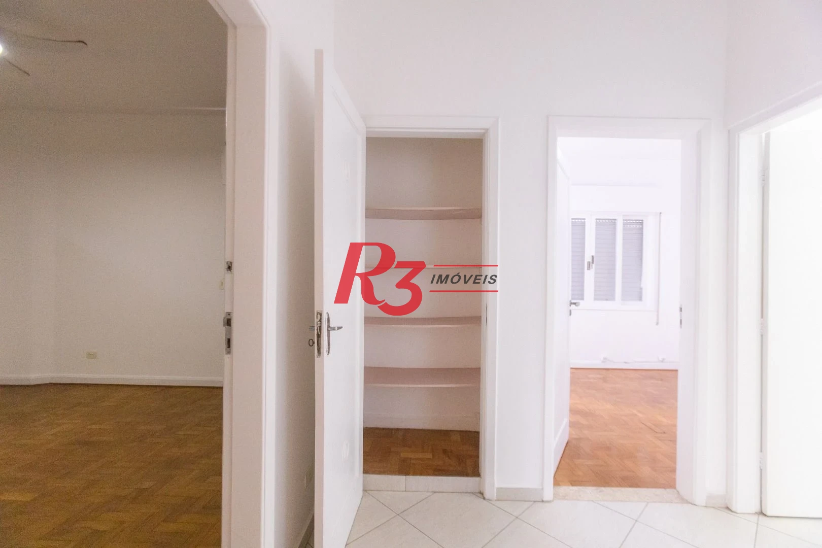 Apartamento com 3 dormitórios à venda, 165 m² por R$ 850.000,00 - Aparecida - Santos/SP