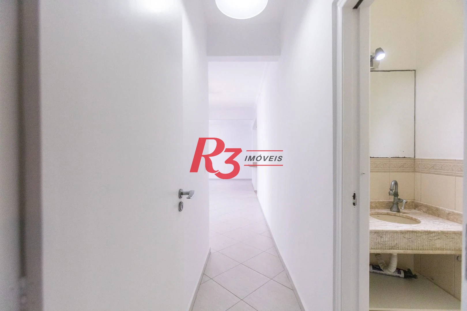 Apartamento com 3 dormitórios à venda, 165 m² por R$ 850.000,00 - Aparecida - Santos/SP