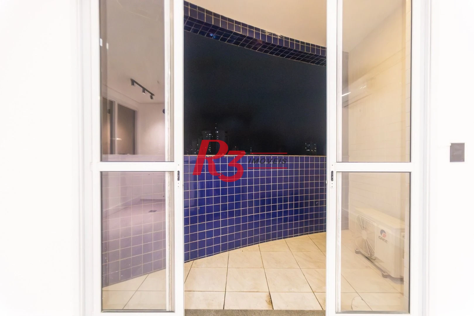 Sala para alugar, 47 m² por R$ 3.300,02/mês - Ponta da Praia - Santos/SP
