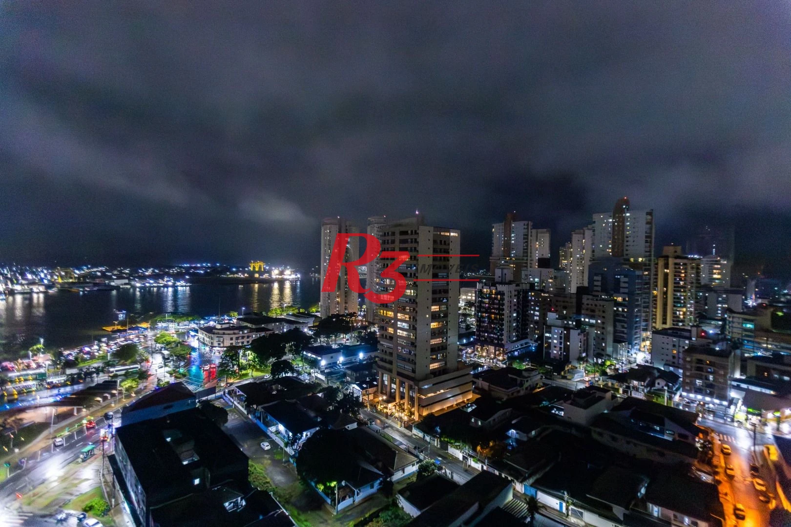 Sala para alugar, 47 m² por R$ 3.300,02/mês - Ponta da Praia - Santos/SP