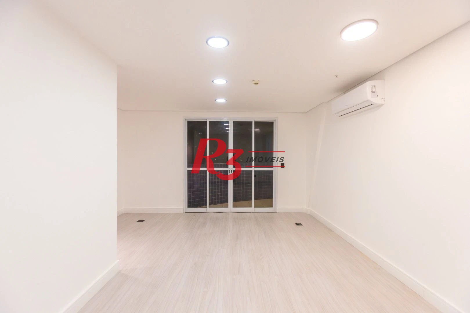 Sala para alugar, 47 m² por R$ 3.300,02/mês - Ponta da Praia - Santos/SP