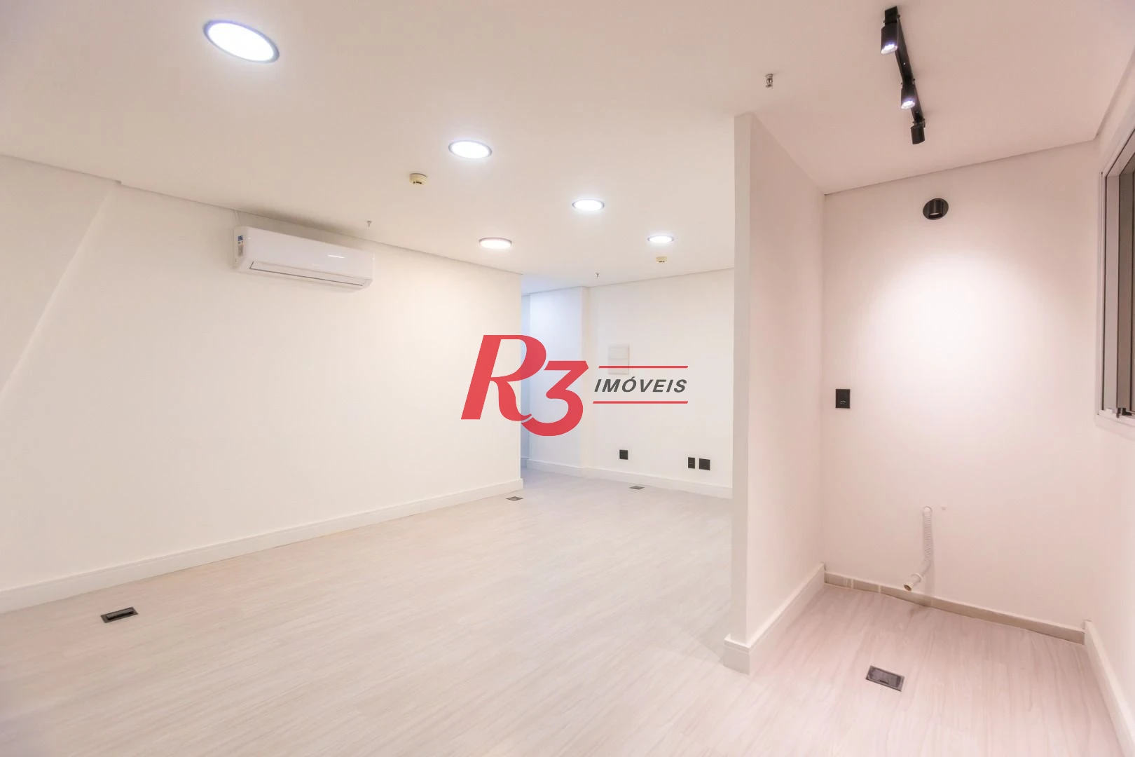 Sala para alugar, 47 m² por R$ 3.300,02/mês - Ponta da Praia - Santos/SP