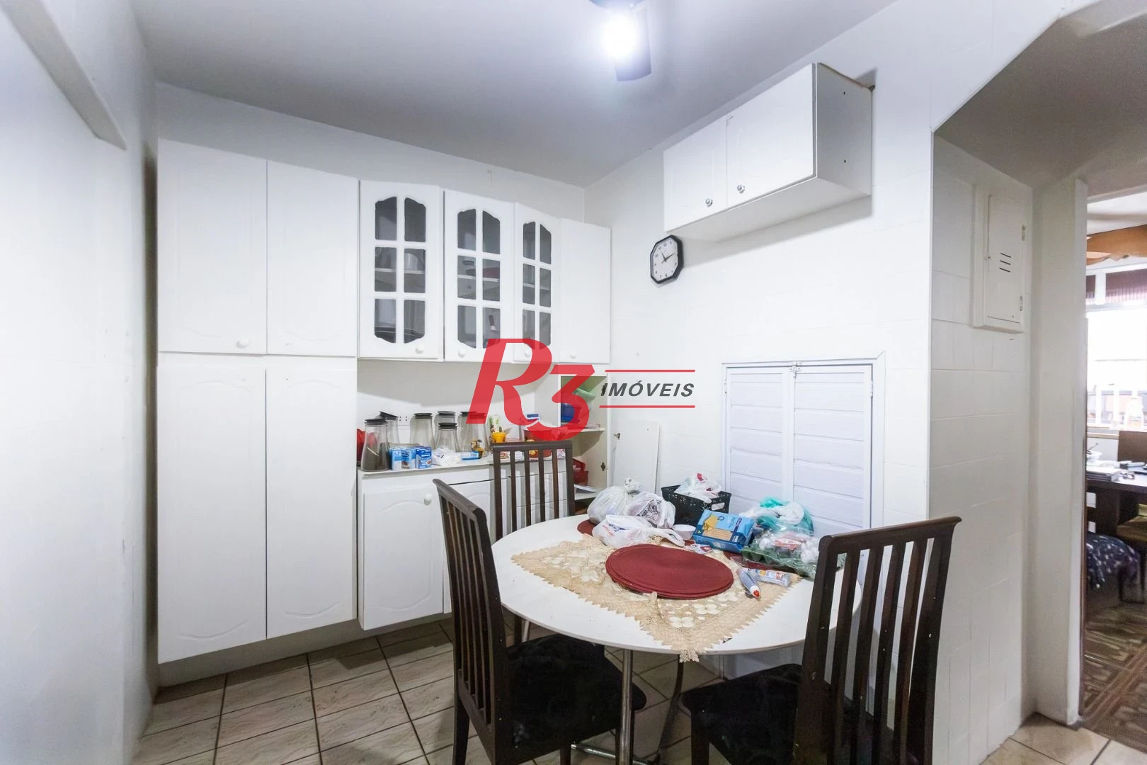 Sobrado com 4 dormitórios à venda, 93 m² por R$ 650.000,00 - Estuário - Santos/SP