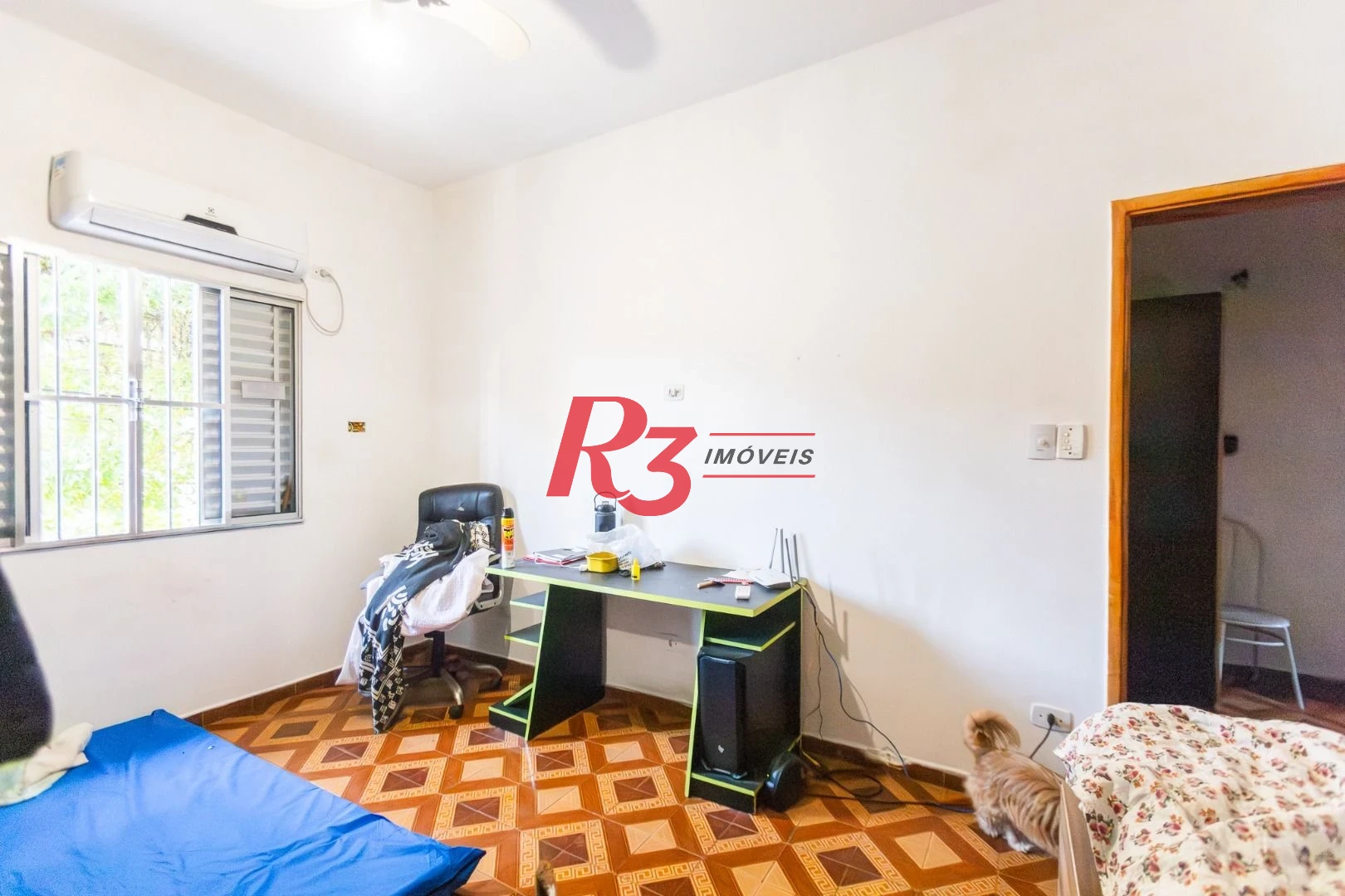 Sobrado com 4 dormitórios à venda, 93 m² por R$ 650.000,00 - Estuário - Santos/SP