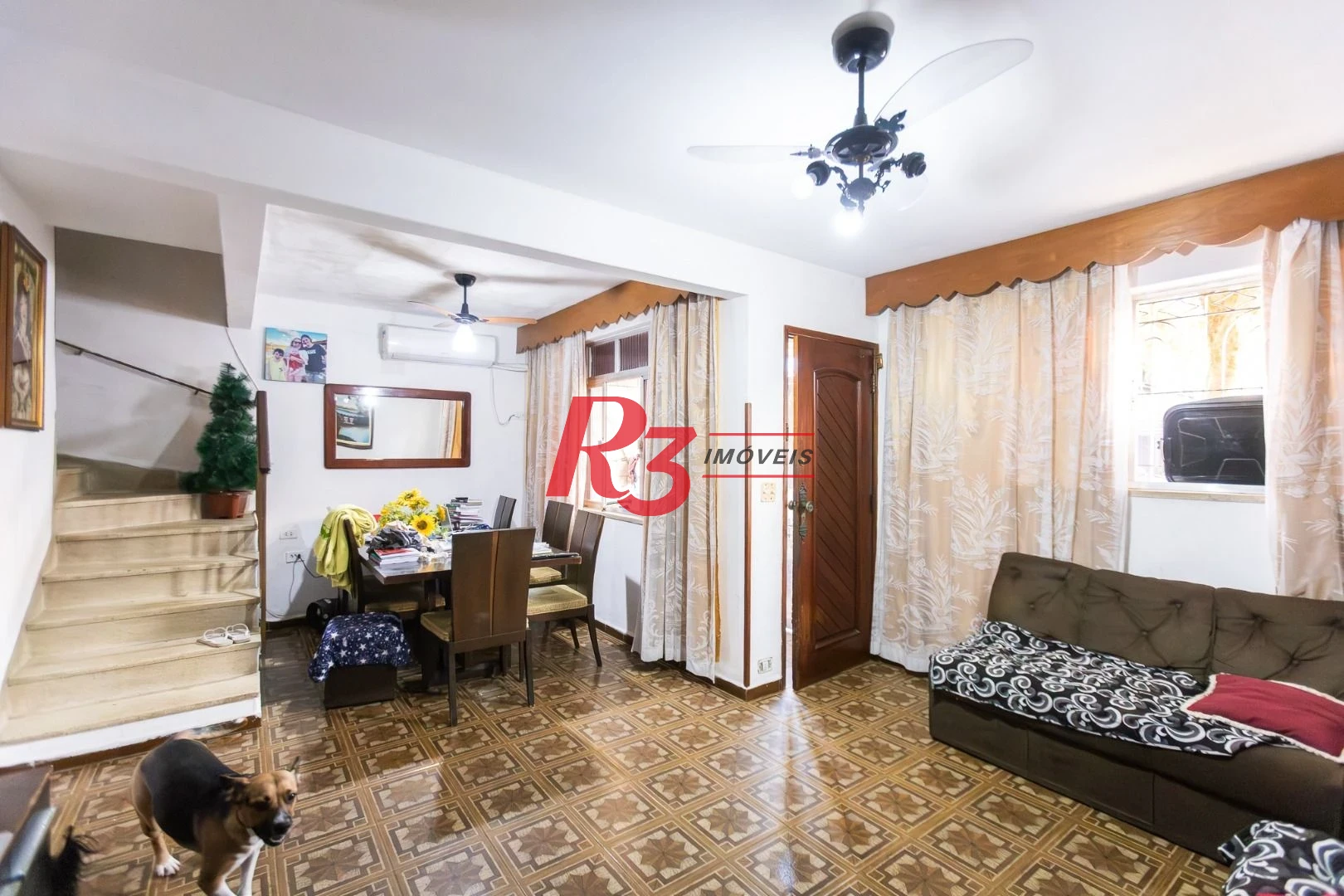 Sobrado com 4 dormitórios à venda, 93 m² por R$ 650.000,00 - Estuário - Santos/SP