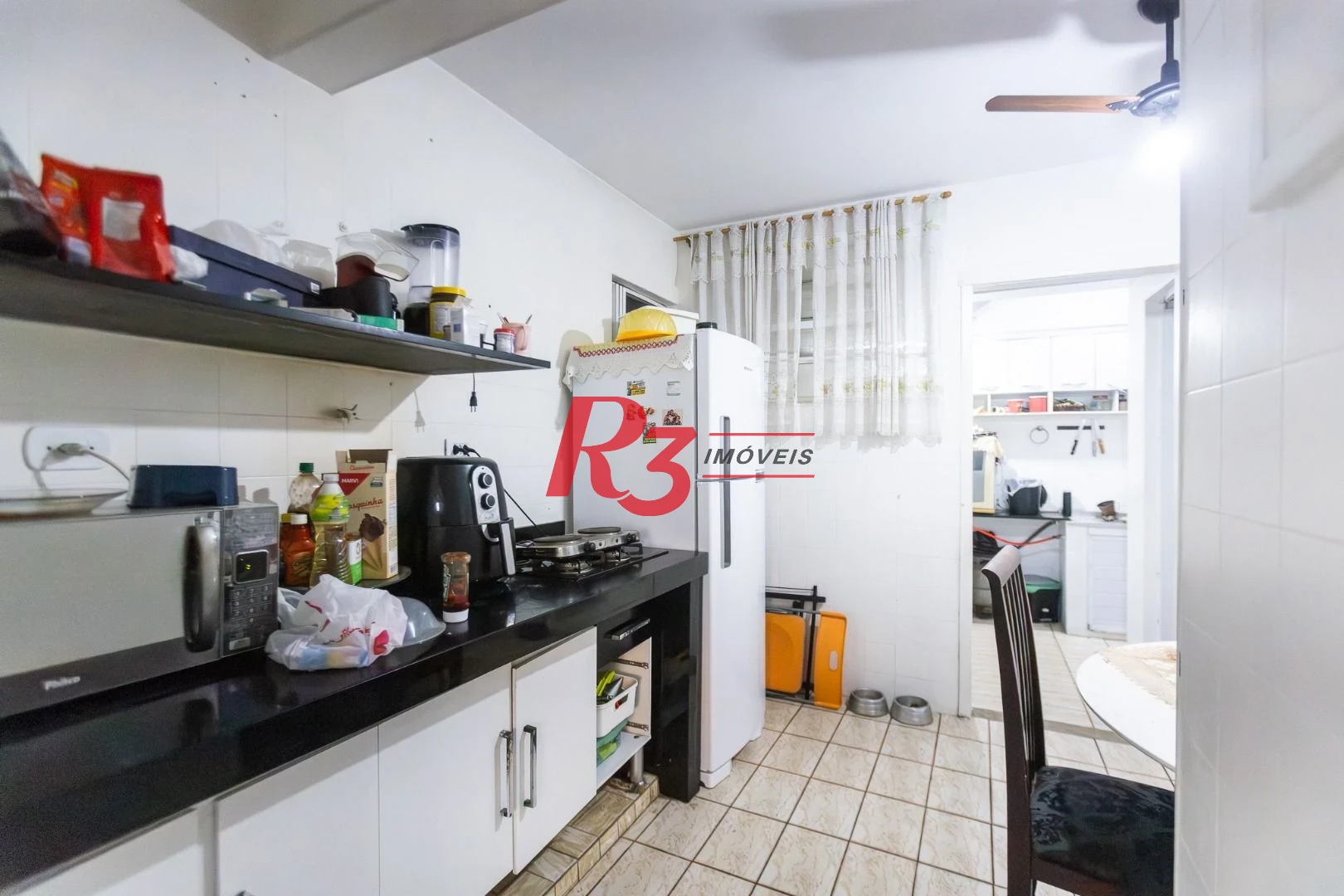 Sobrado com 4 dormitórios à venda, 93 m² por R$ 650.000,00 - Estuário - Santos/SP