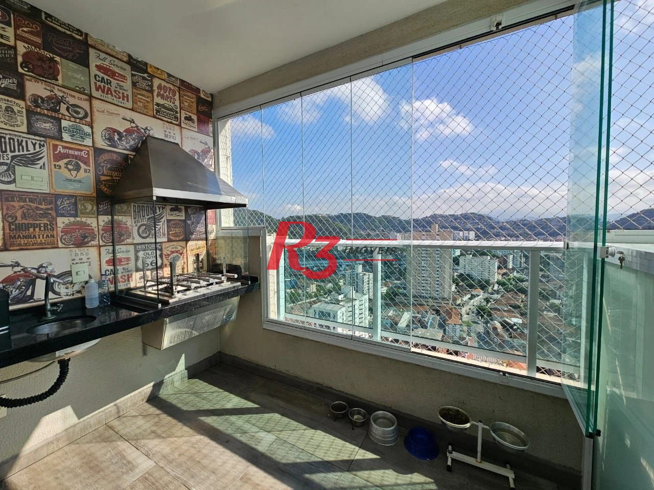 Apartamento com 2 dormitórios à venda, 63 m² por R$ 800.000,00 - Campo Grande - Santos/SP