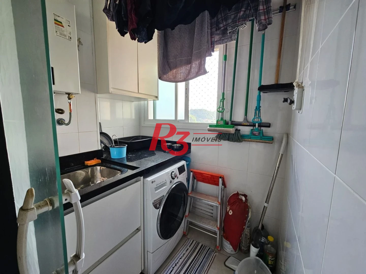 Apartamento com 2 dormitórios à venda, 63 m² por R$ 800.000,00 - Campo Grande - Santos/SP