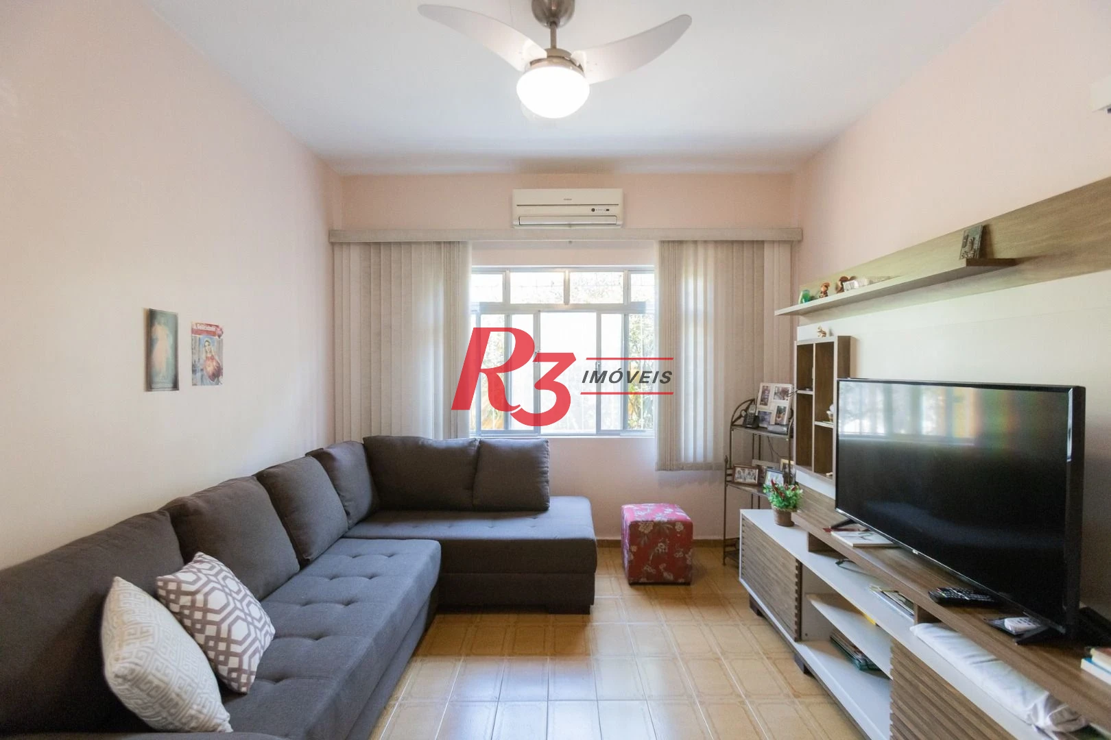 Casa com 3 dormitórios à venda, 320 m² por R$ 720.000,00 - Vila São Jorge - Santos/SP