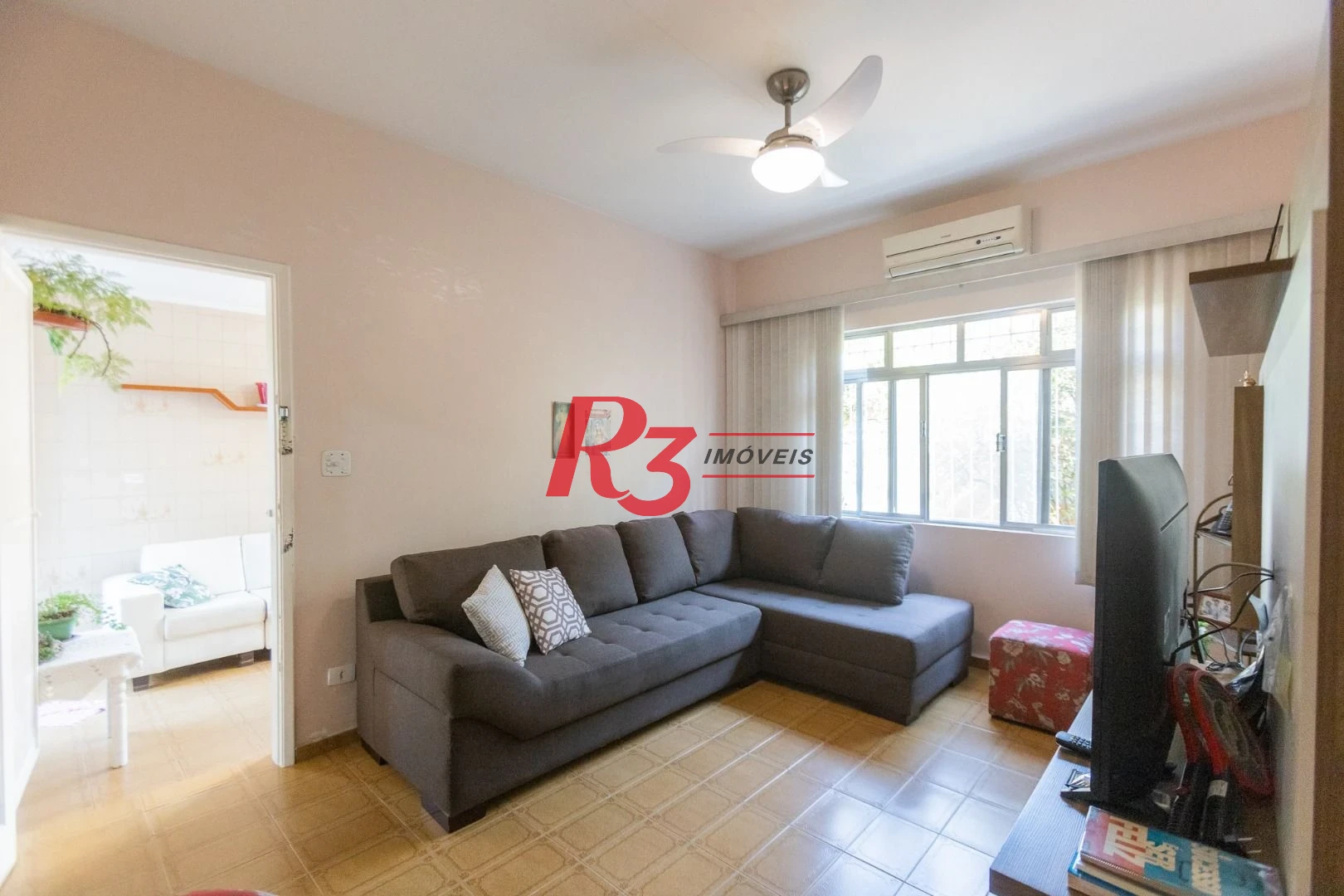 Casa com 3 dormitórios à venda, 320 m² por R$ 720.000,00 - Vila São Jorge - Santos/SP