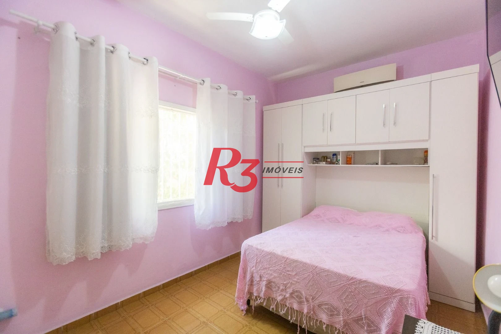 Casa com 3 dormitórios à venda, 320 m² por R$ 720.000,00 - Vila São Jorge - Santos/SP