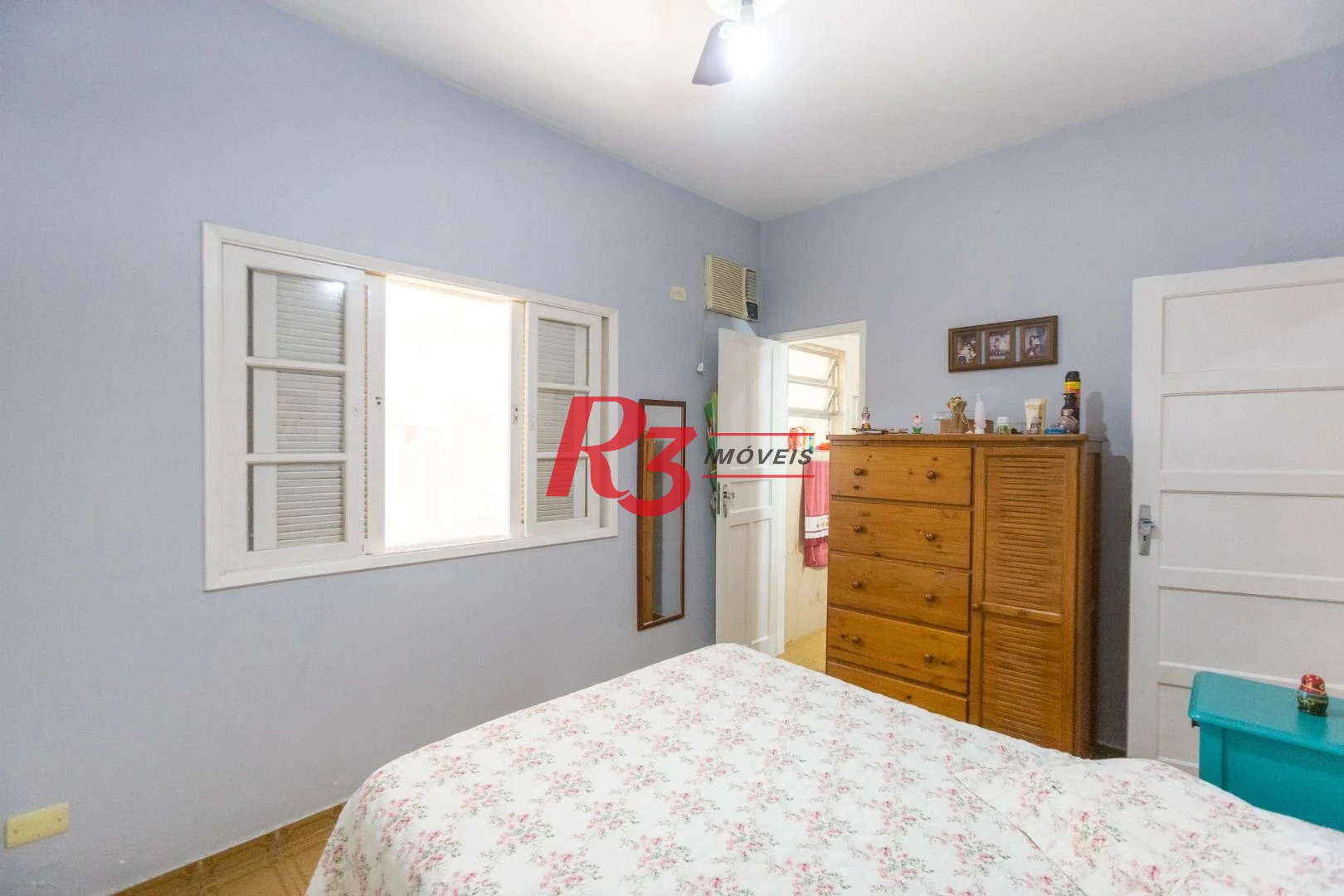 Casa com 3 dormitórios à venda, 320 m² por R$ 720.000,00 - Vila São Jorge - Santos/SP