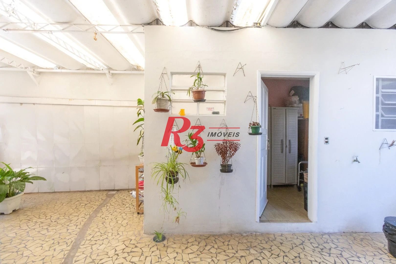Casa com 3 dormitórios à venda, 320 m² por R$ 720.000,00 - Vila São Jorge - Santos/SP