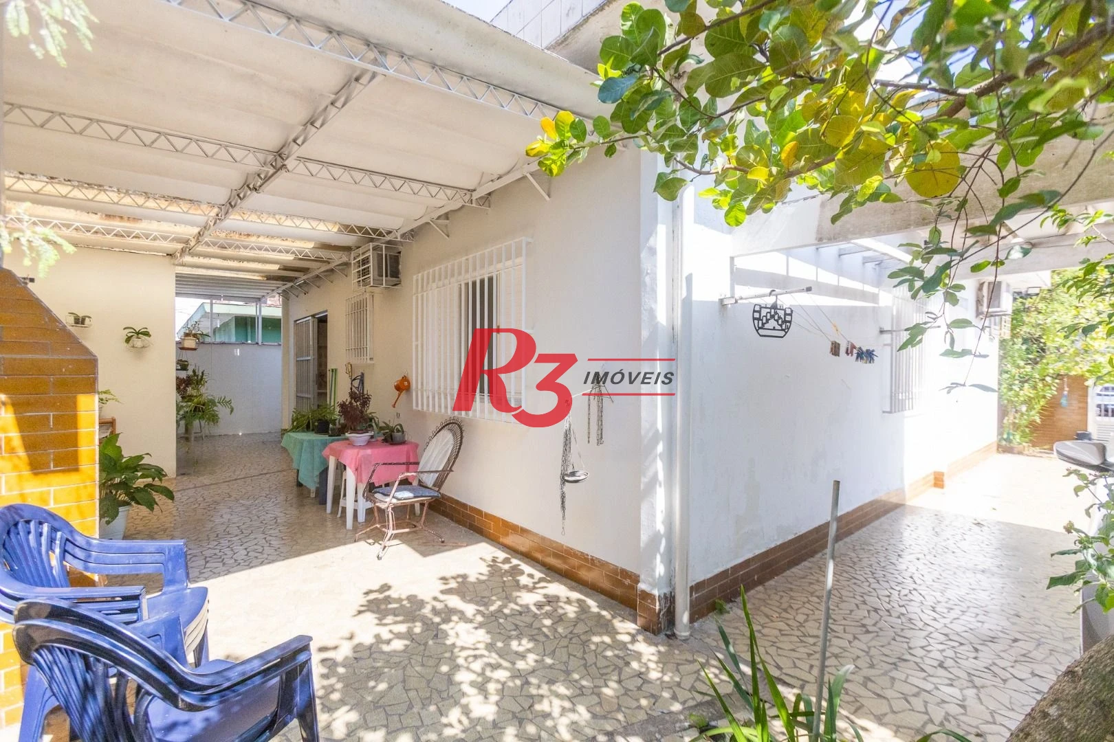 Casa com 3 dormitórios à venda, 320 m² por R$ 720.000,00 - Vila São Jorge - Santos/SP