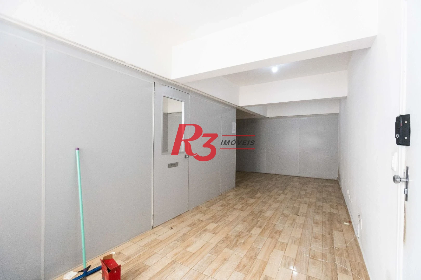 Sala para alugar, 92 m² por R$ 5.000,00/mês - Centro - Santos/SP