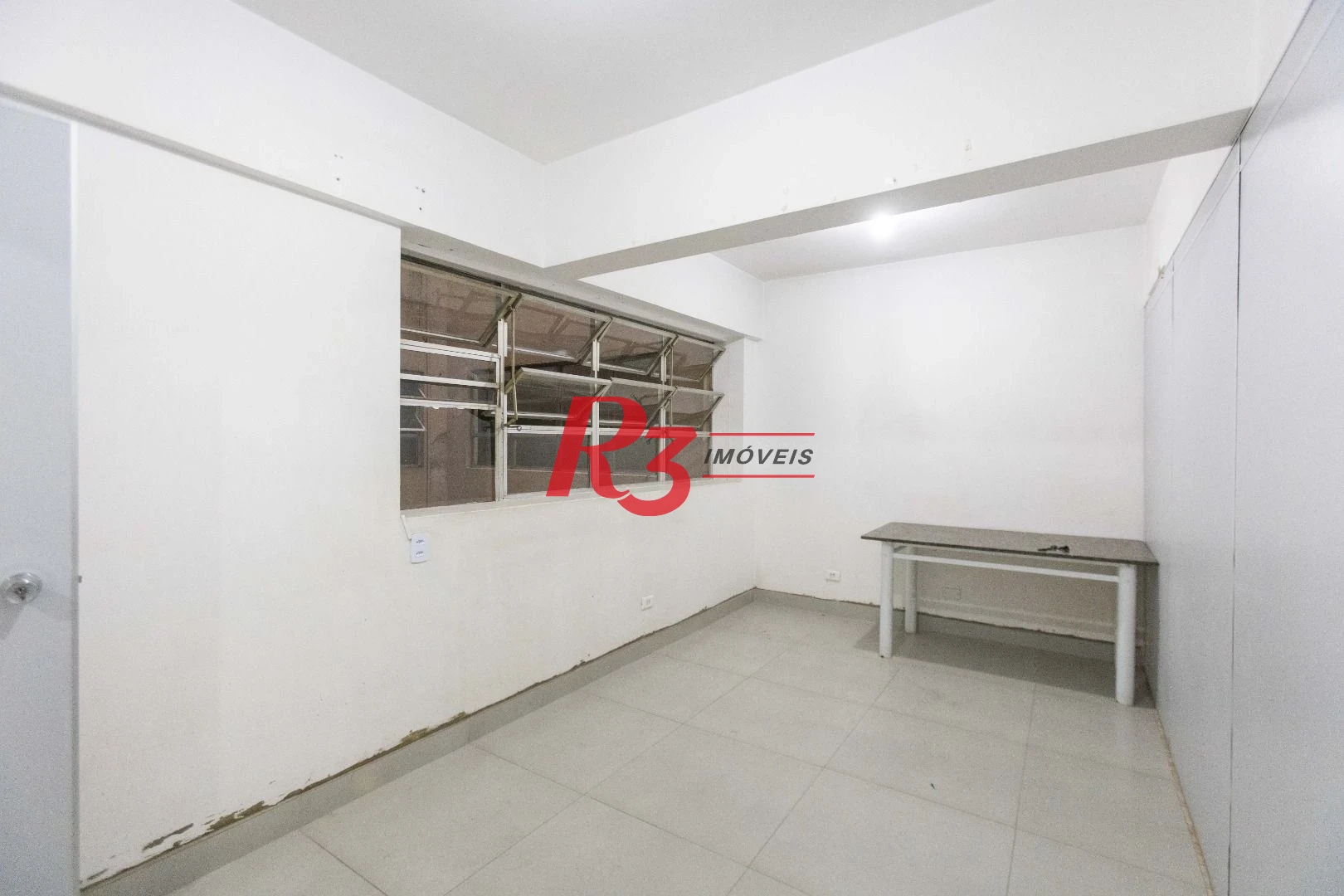 Sala para alugar, 92 m² por R$ 5.000,00/mês - Centro - Santos/SP