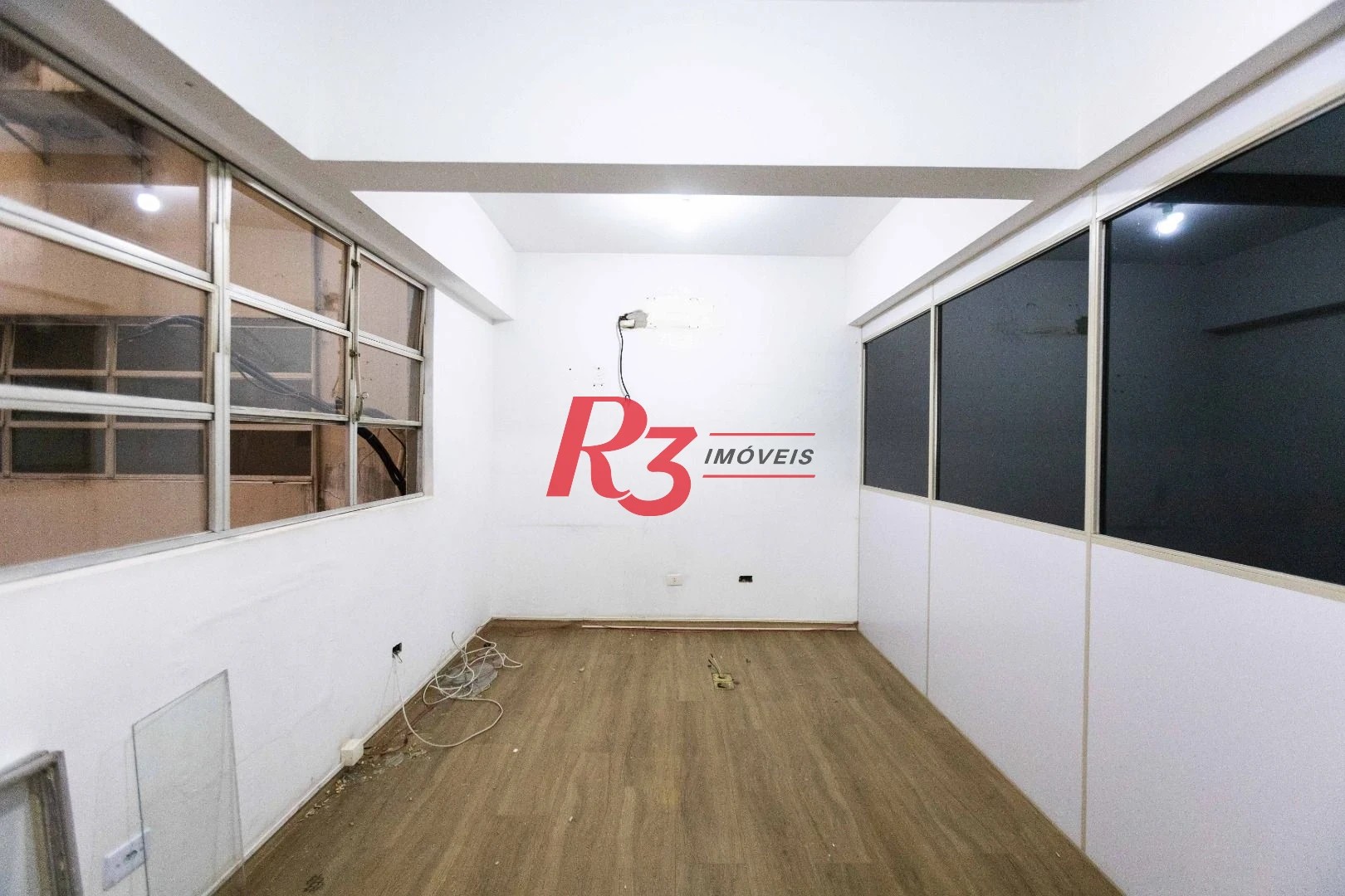 Sala para alugar, 92 m² por R$ 5.000,00/mês - Centro - Santos/SP