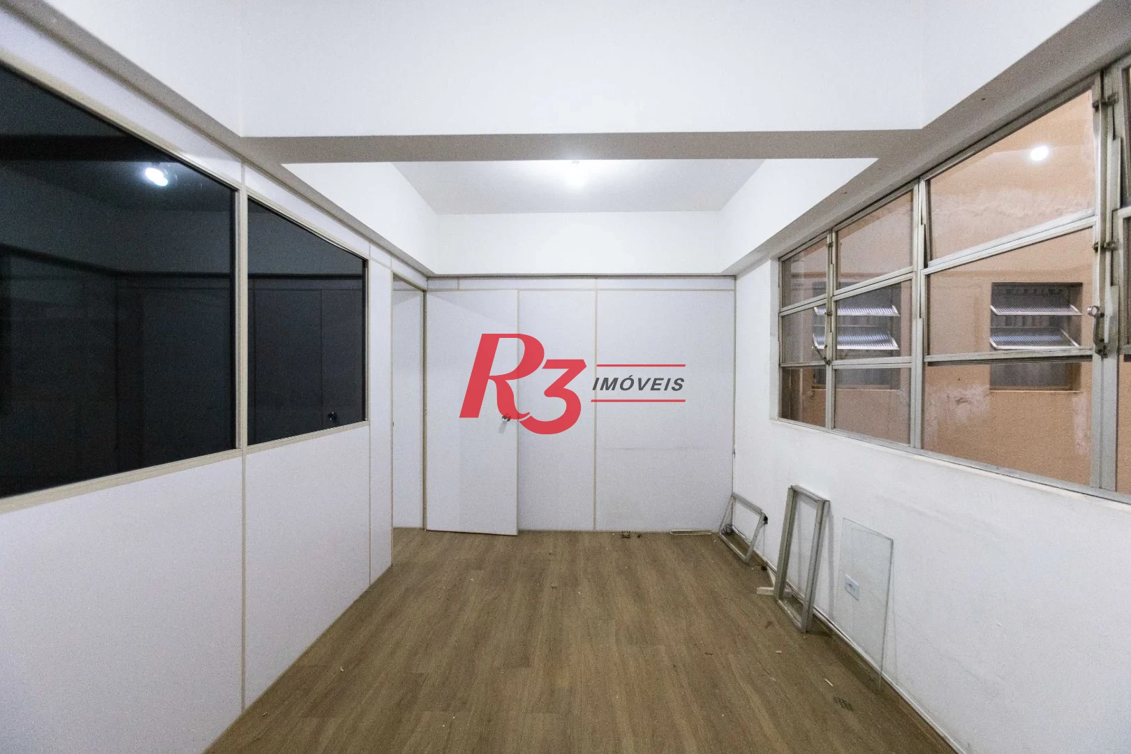 Sala para alugar, 92 m² por R$ 5.000,00/mês - Centro - Santos/SP