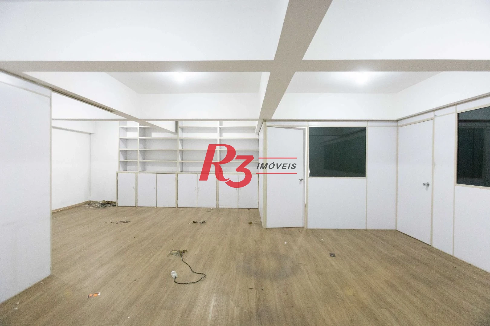 Sala para alugar, 92 m² por R$ 5.000,00/mês - Centro - Santos/SP