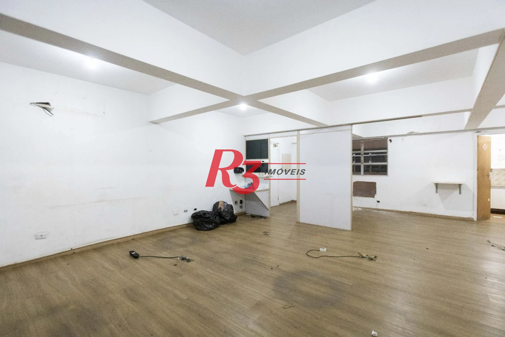 Sala para alugar, 92 m² por R$ 5.000,00/mês - Centro - Santos/SP