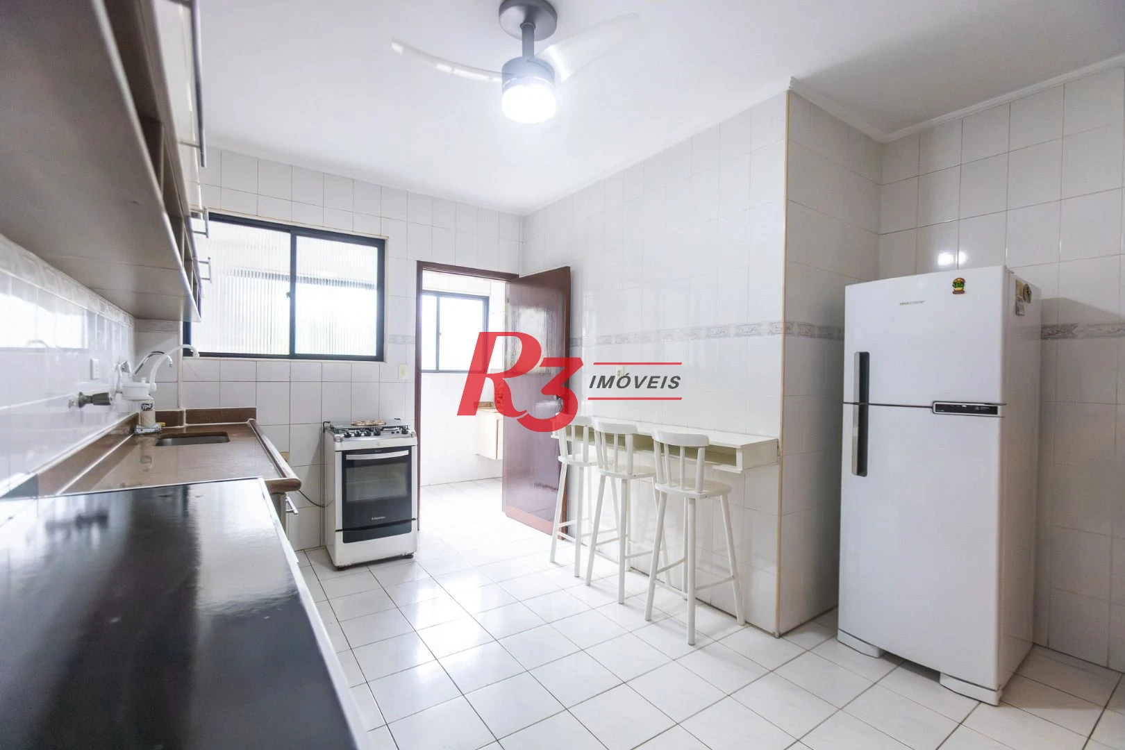 Apartamento com 2 dormitórios para alugar, 90 m² por R$ 4.500,00/mês - Campo Grande - Santos/SP