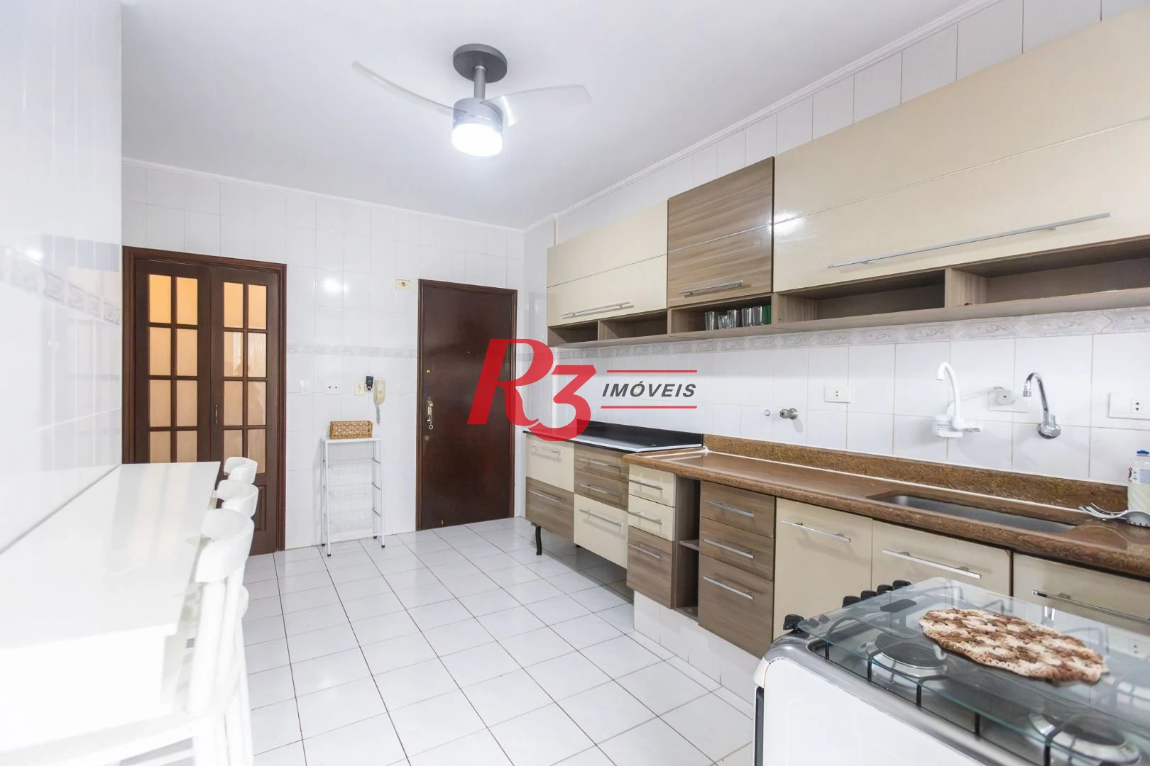 Apartamento com 2 dormitórios para alugar, 90 m² por R$ 4.500,00/mês - Campo Grande - Santos/SP