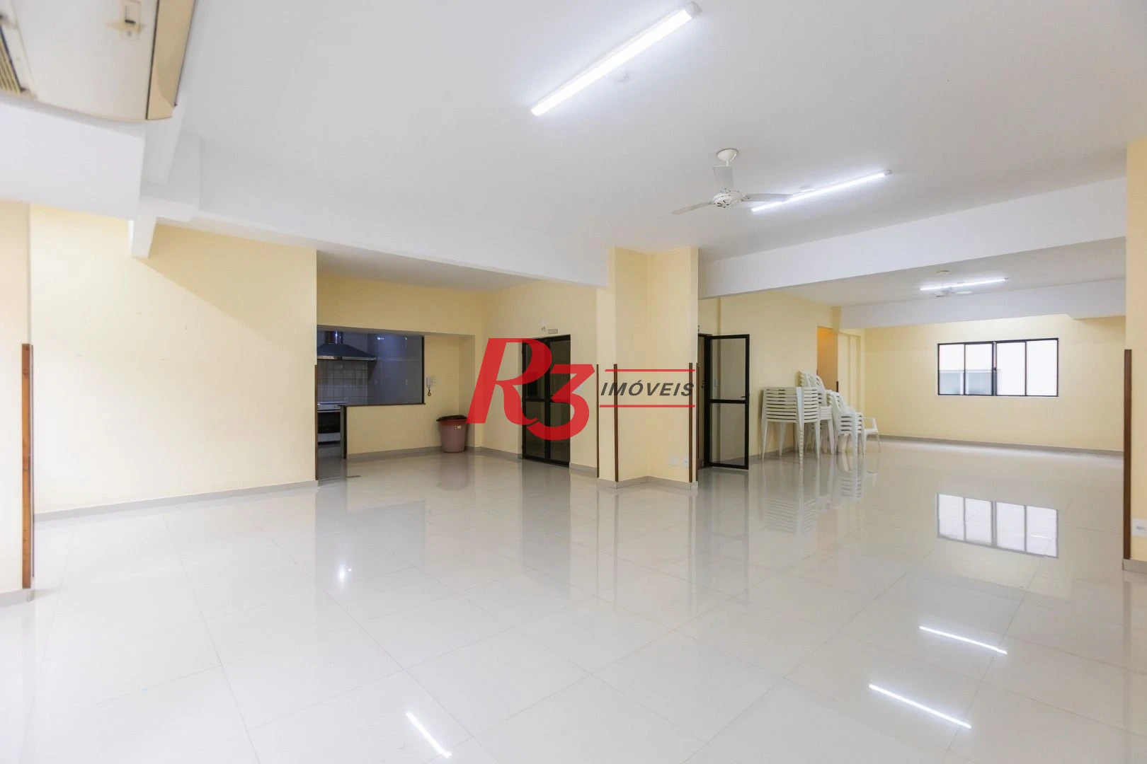 Apartamento com 2 dormitórios para alugar, 90 m² por R$ 4.500,00/mês - Campo Grande - Santos/SP
