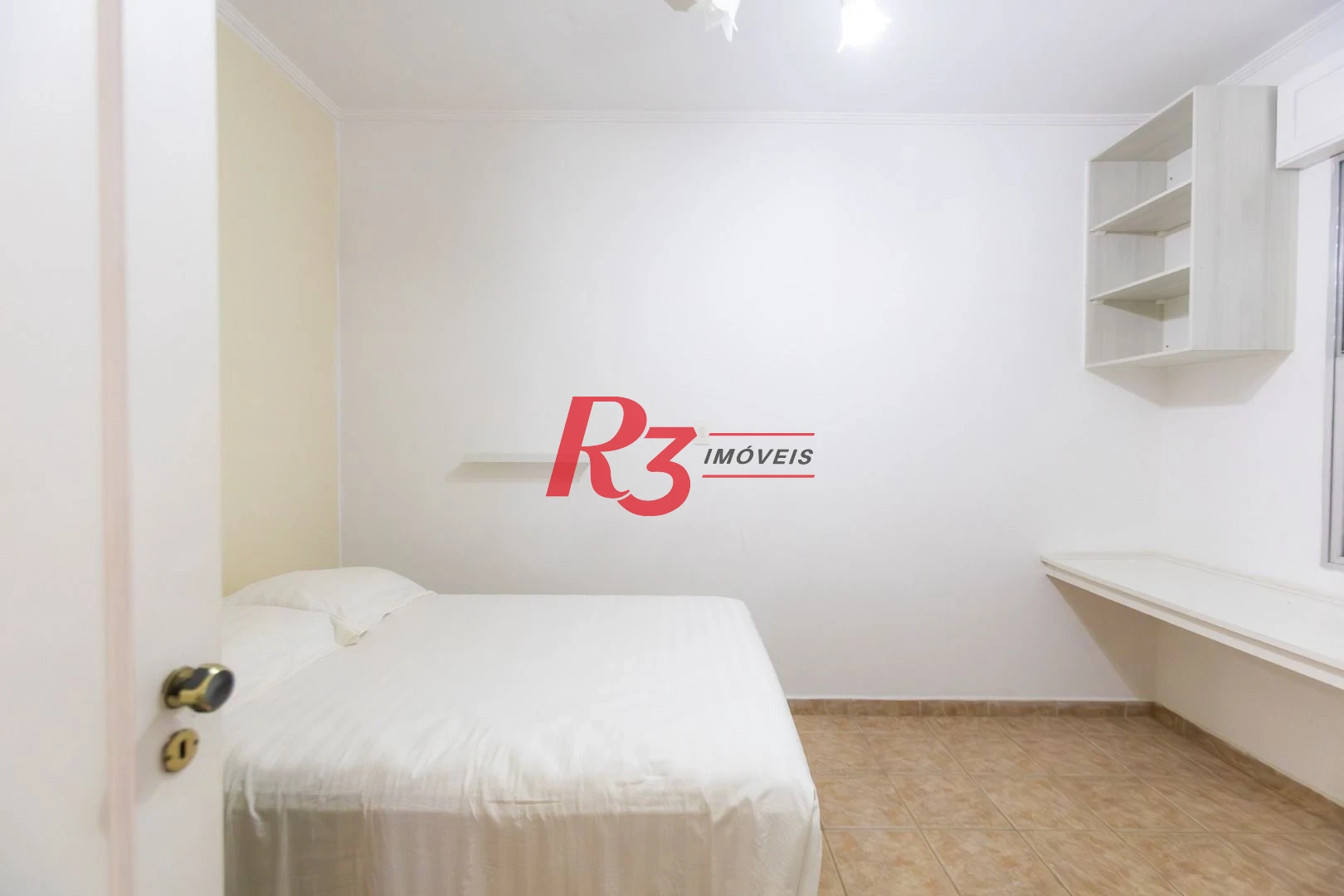 Apartamento com 2 dormitórios à venda, 84 m² por R$ 850.000,00 - Embaré - Santos/SP