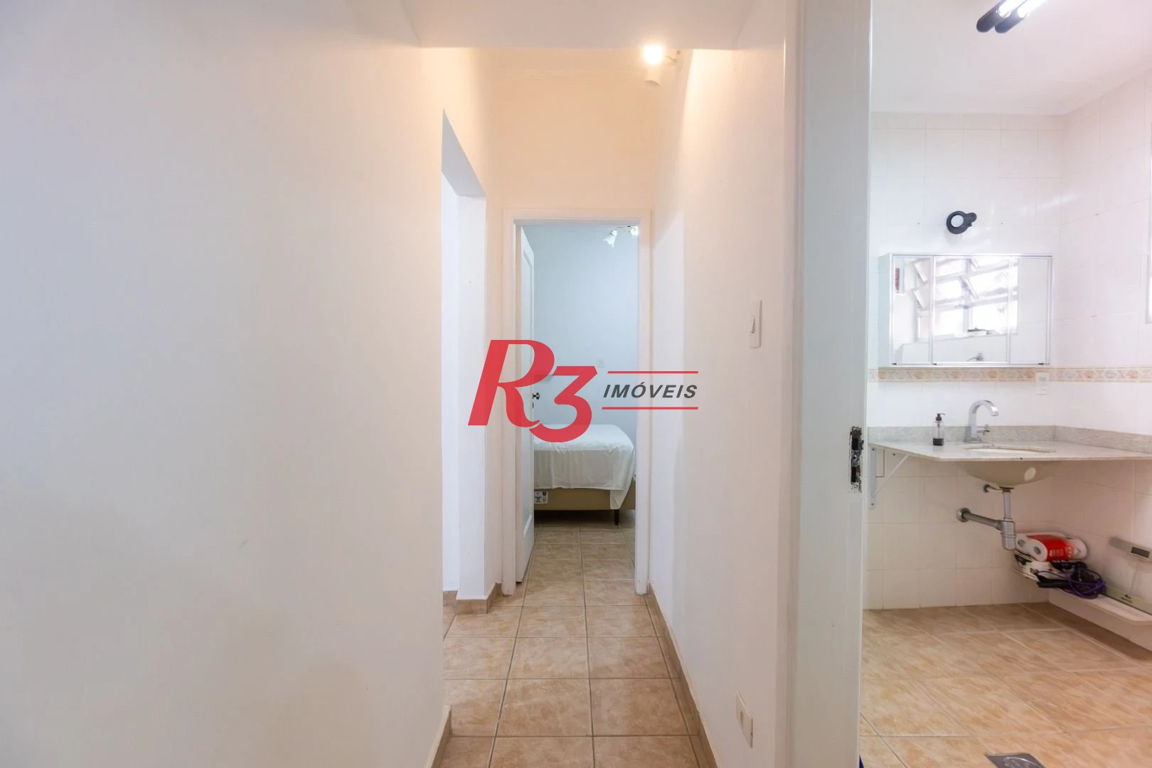 Apartamento com 2 dormitórios à venda, 84 m² por R$ 850.000,00 - Embaré - Santos/SP