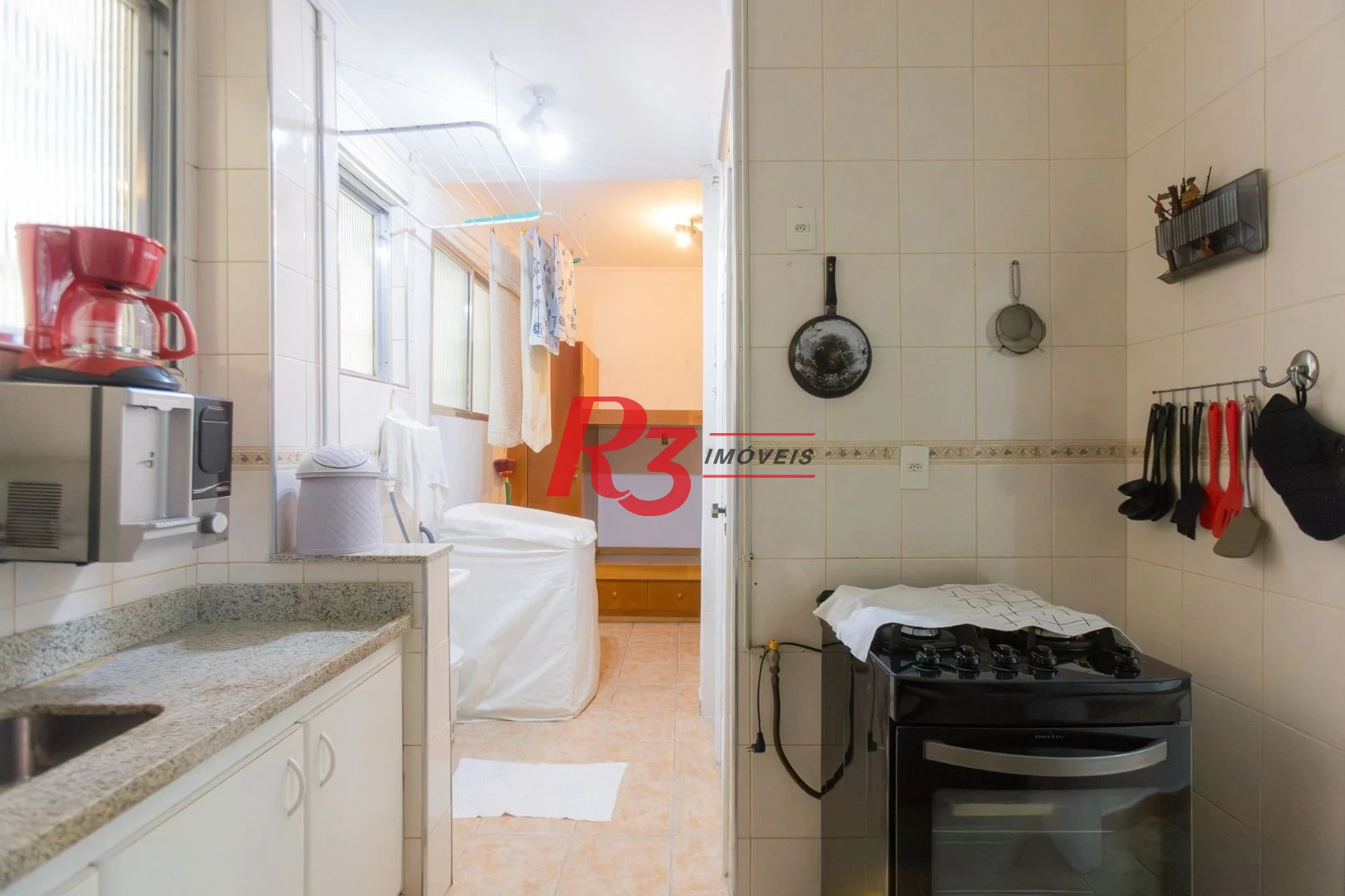 Apartamento com 2 dormitórios à venda, 84 m² por R$ 850.000,00 - Embaré - Santos/SP