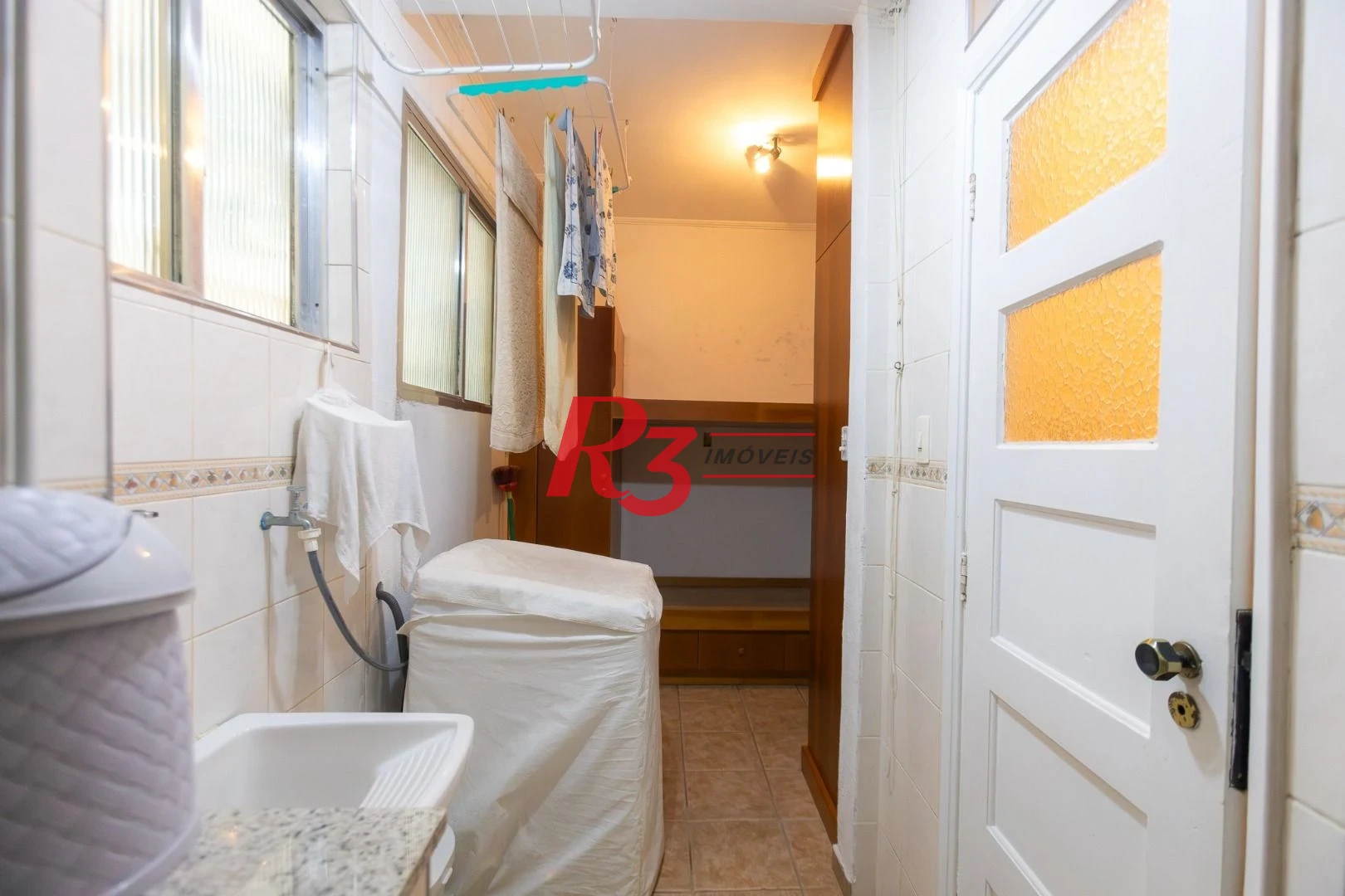 Apartamento com 2 dormitórios à venda, 84 m² por R$ 850.000,00 - Embaré - Santos/SP