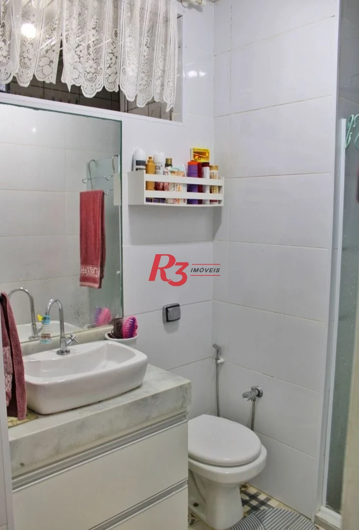 Apartamento com 2 dormitórios à venda, 68 m² por R$ 650.000,00 - José Menino - Santos/SP