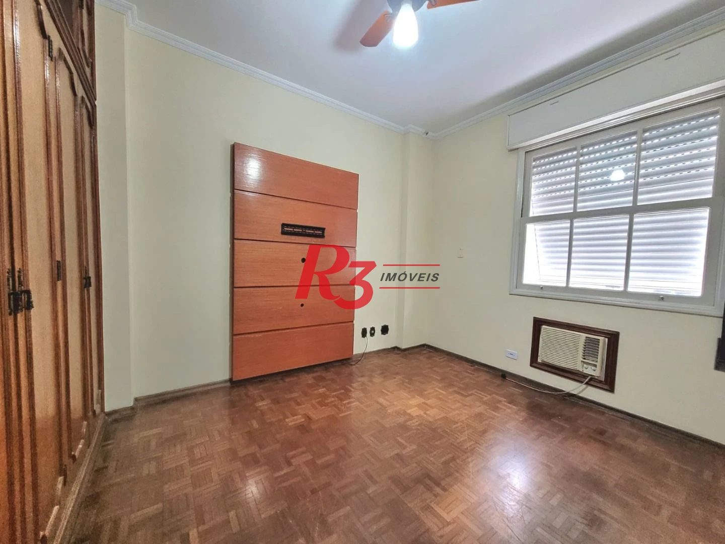 Apartamento com 3 dormitórios à venda, 144 m² por R$ 730.000,00 - Boqueirão - Santos/SP