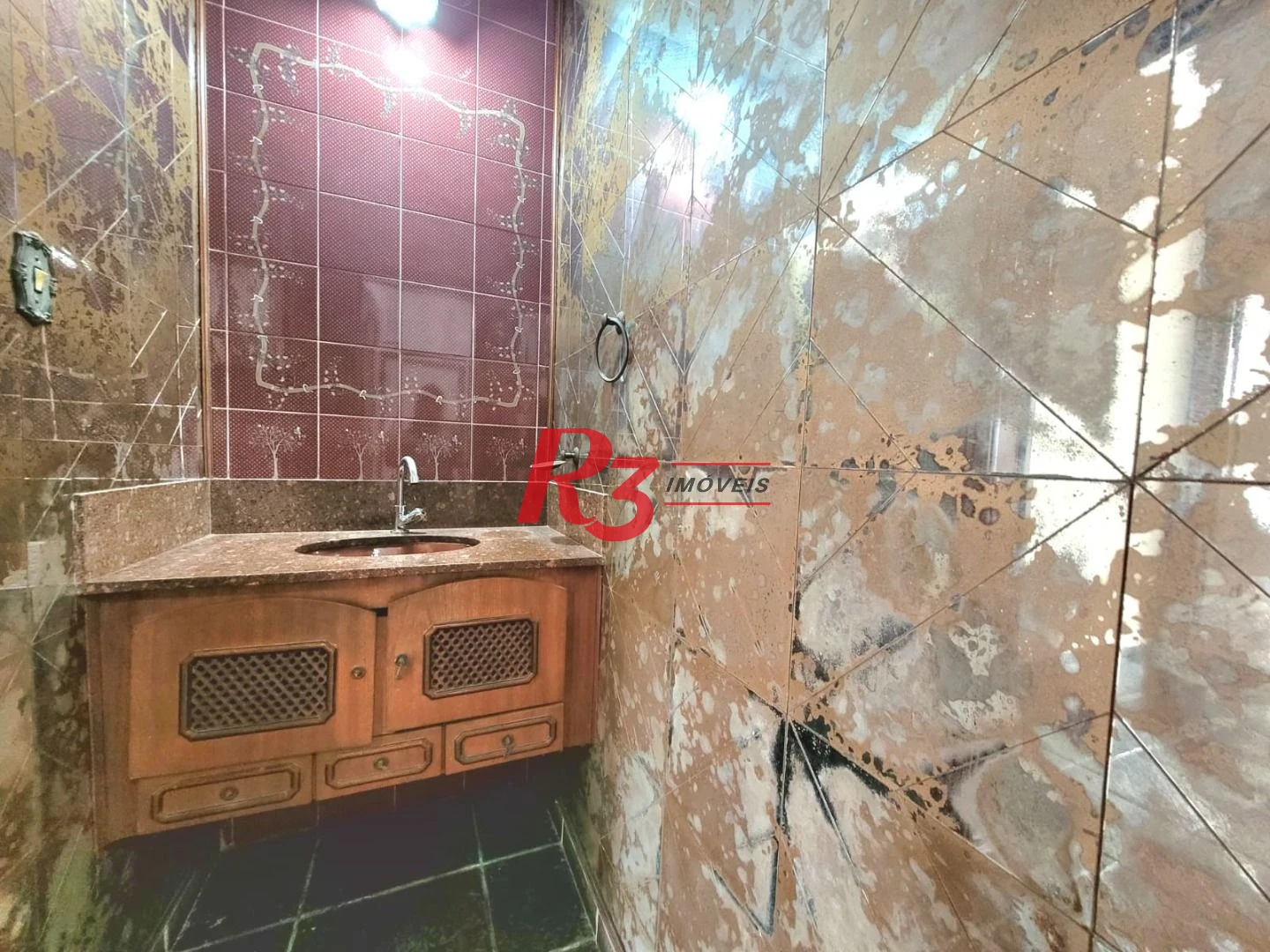 Apartamento com 3 dormitórios à venda, 144 m² por R$ 730.000,00 - Boqueirão - Santos/SP