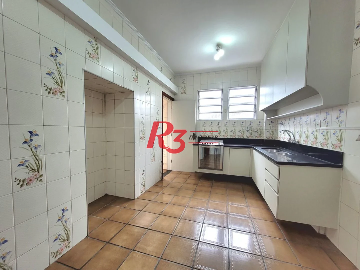 Apartamento com 3 dormitórios à venda, 144 m² por R$ 730.000,00 - Boqueirão - Santos/SP