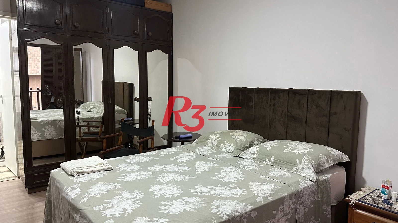 Apartamento com 3 dormitórios à venda, 240 m² por R$ 1.900.000,00 - Pompéia - Santos/SP