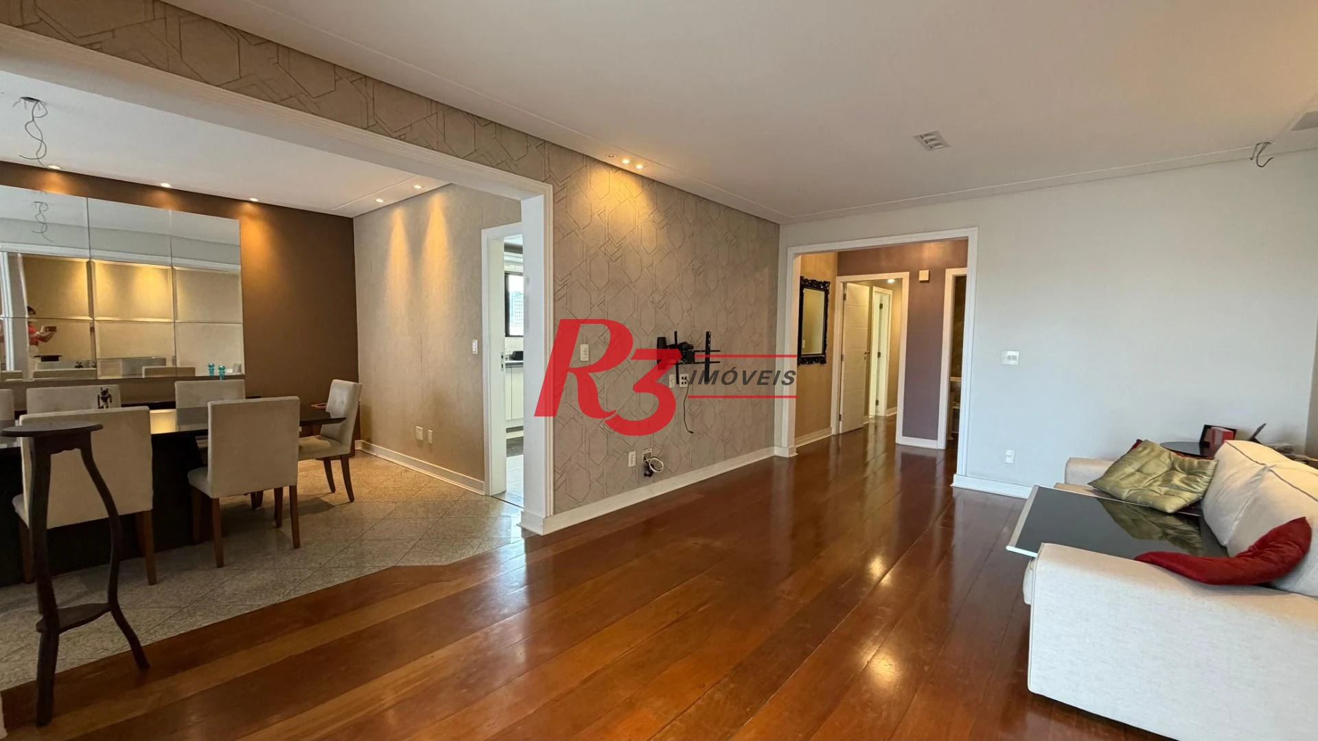 Apartamento com 4 dormitórios à venda, 184 m² por R$ 1.590.000,00 - Boqueirão - Santos/SP