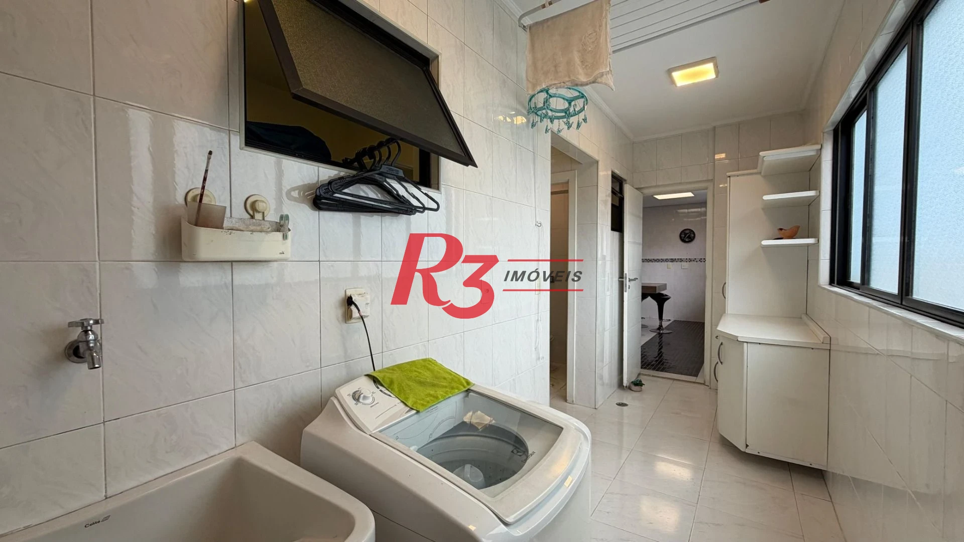 Apartamento com 4 dormitórios à venda, 184 m² por R$ 1.590.000,00 - Boqueirão - Santos/SP
