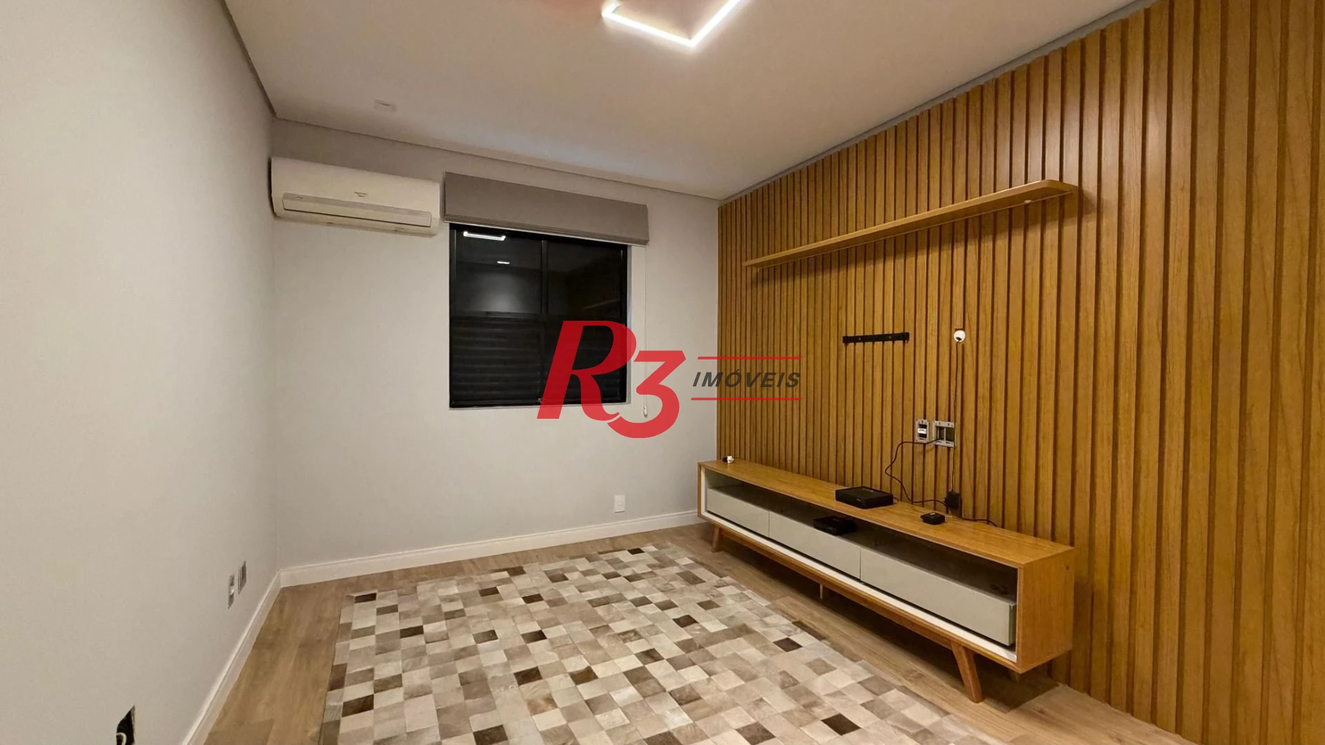 Apartamento com 4 dormitórios à venda, 184 m² por R$ 1.590.000,00 - Boqueirão - Santos/SP